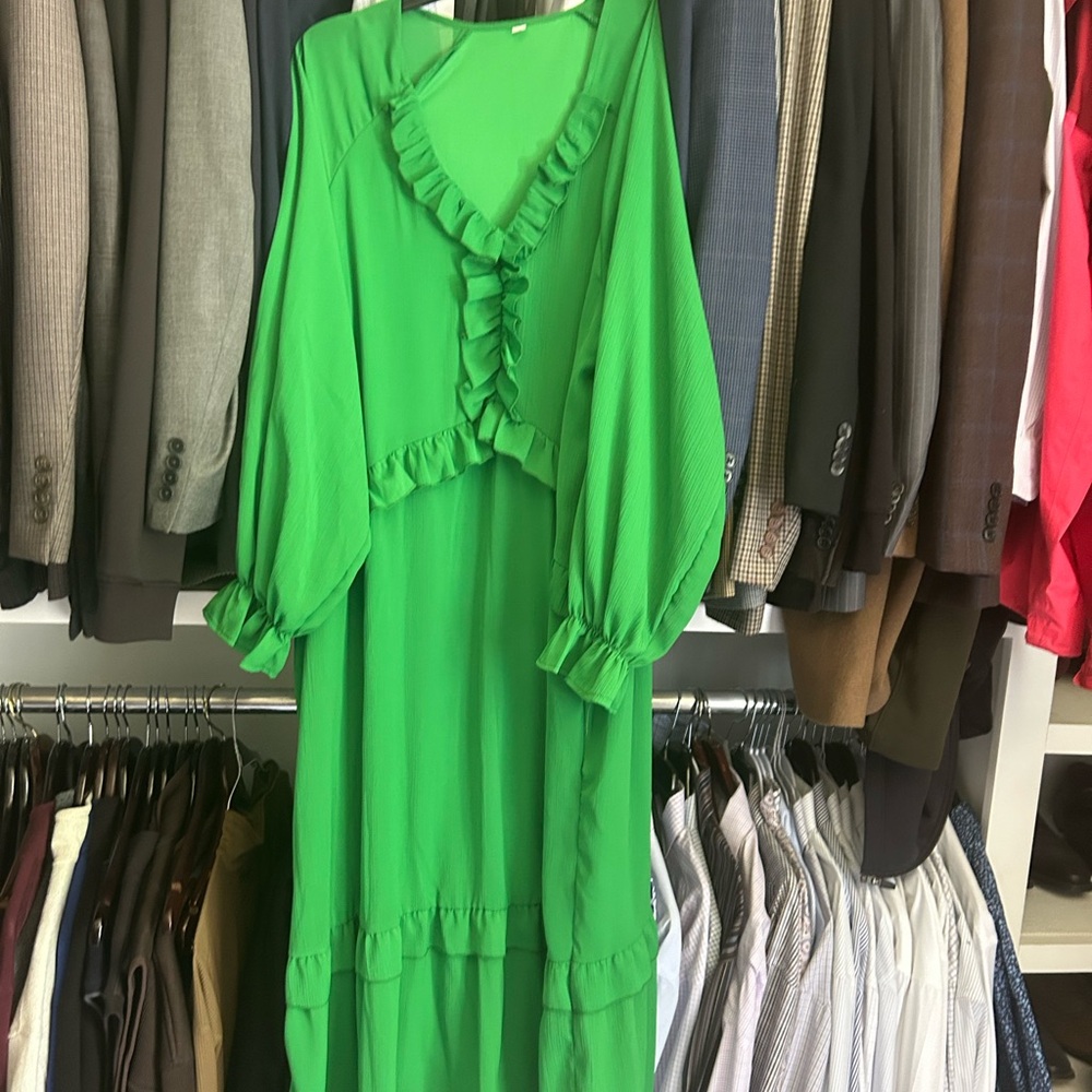 Elegant Green Ruffle Dress